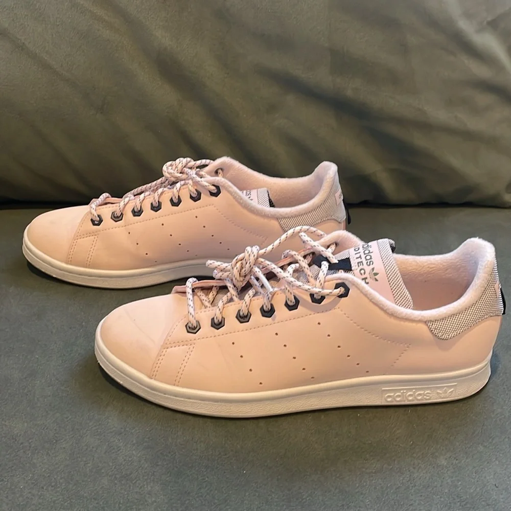 Pink Adidas Aditech Low Top Sneaker Sz 9.5” - Picture 5 of 6